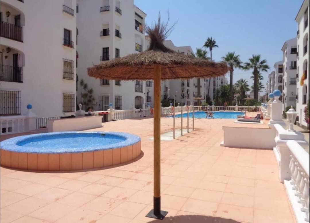 Piso Playa Malaga Daire San Luis de Sabinillas Dış mekan fotoğraf